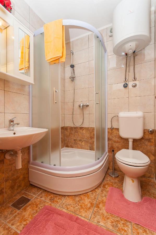 Apartments Ricina Dugi Rat Luaran gambar
